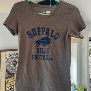 Women’s Buffalo bills T shirt